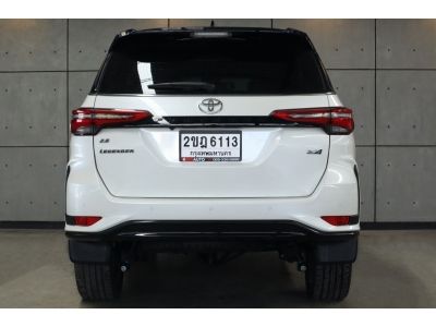 2021 Toyota Fortuner 2.8Legender 4WD SUV AT (ปี 15-21) P6113 รูปที่ 3